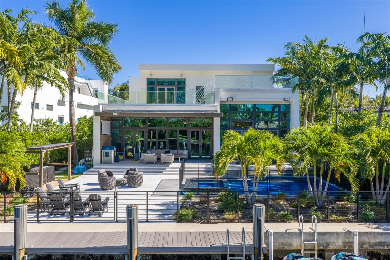 364 Golden Bch Dr Golden Beach, FL 33160