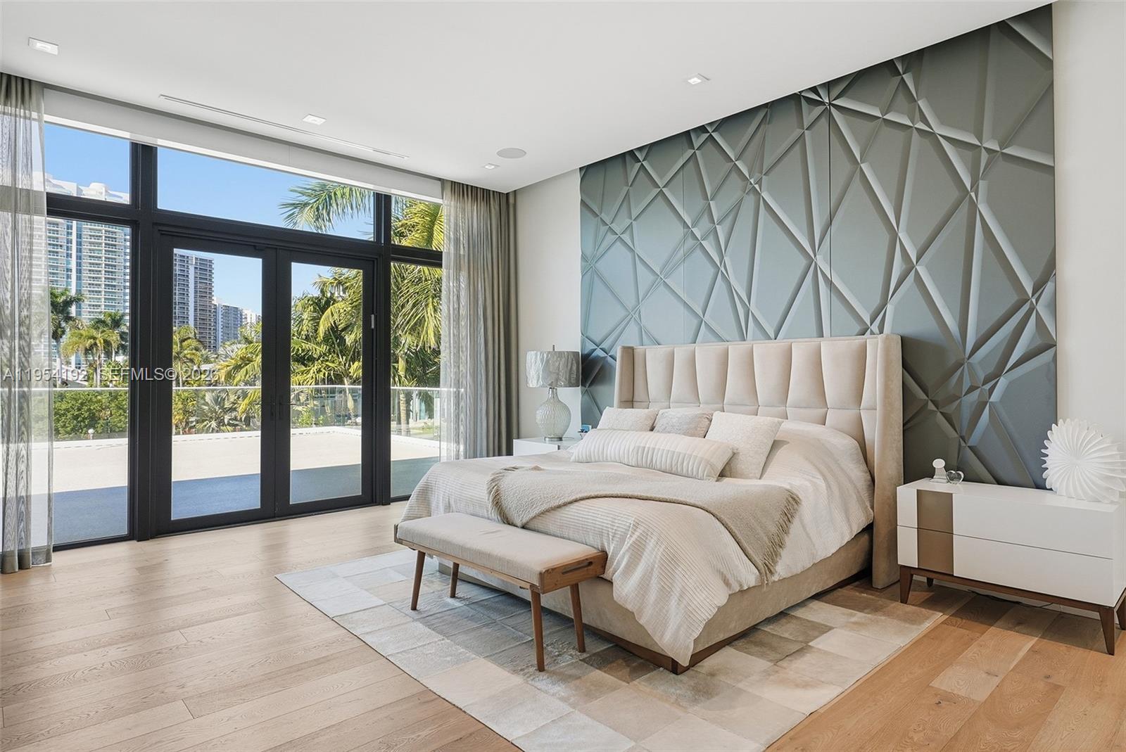 364 Golden Bch Dr Golden Beach, FL 33160