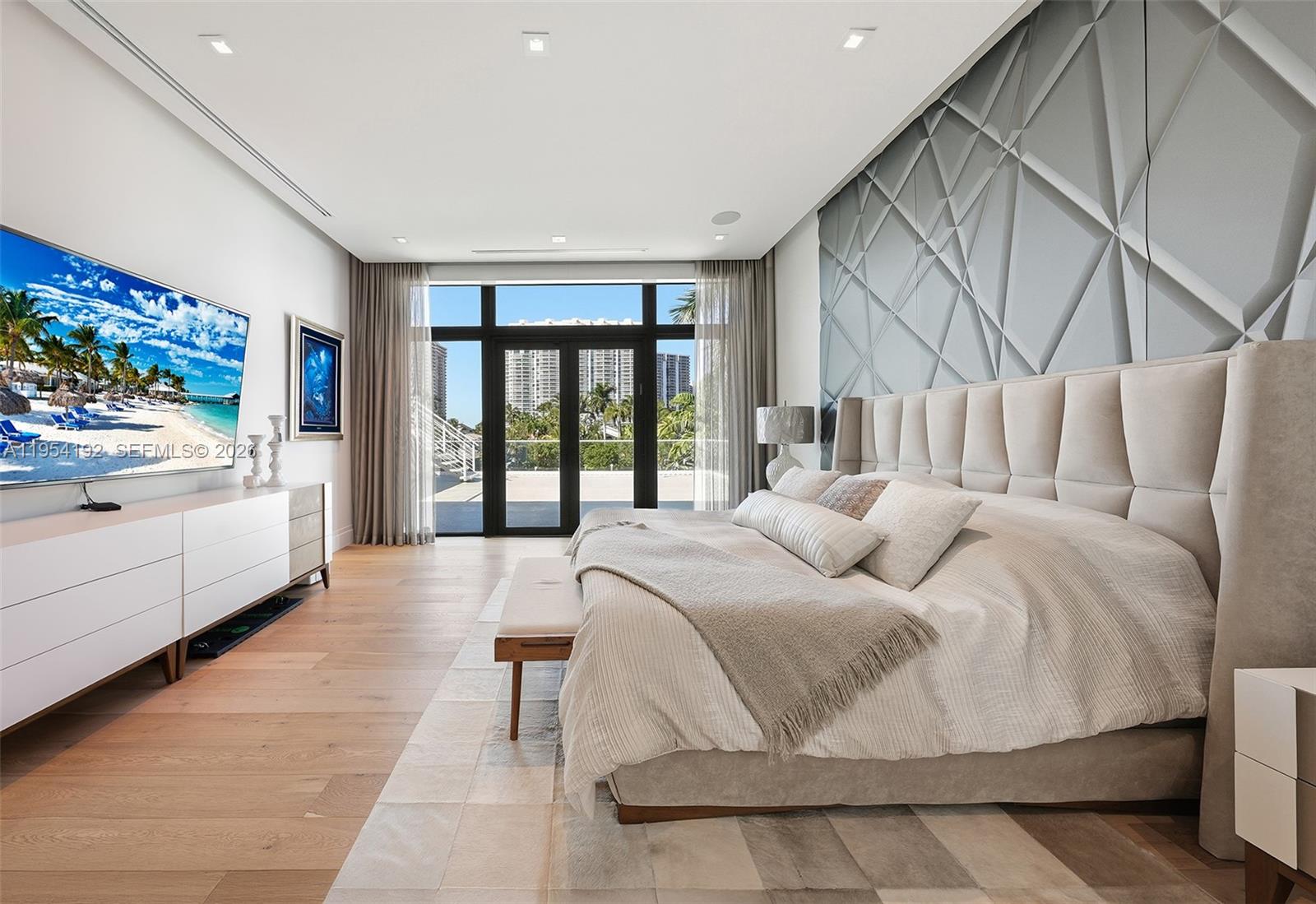 364 Golden Bch Dr Golden Beach, FL 33160