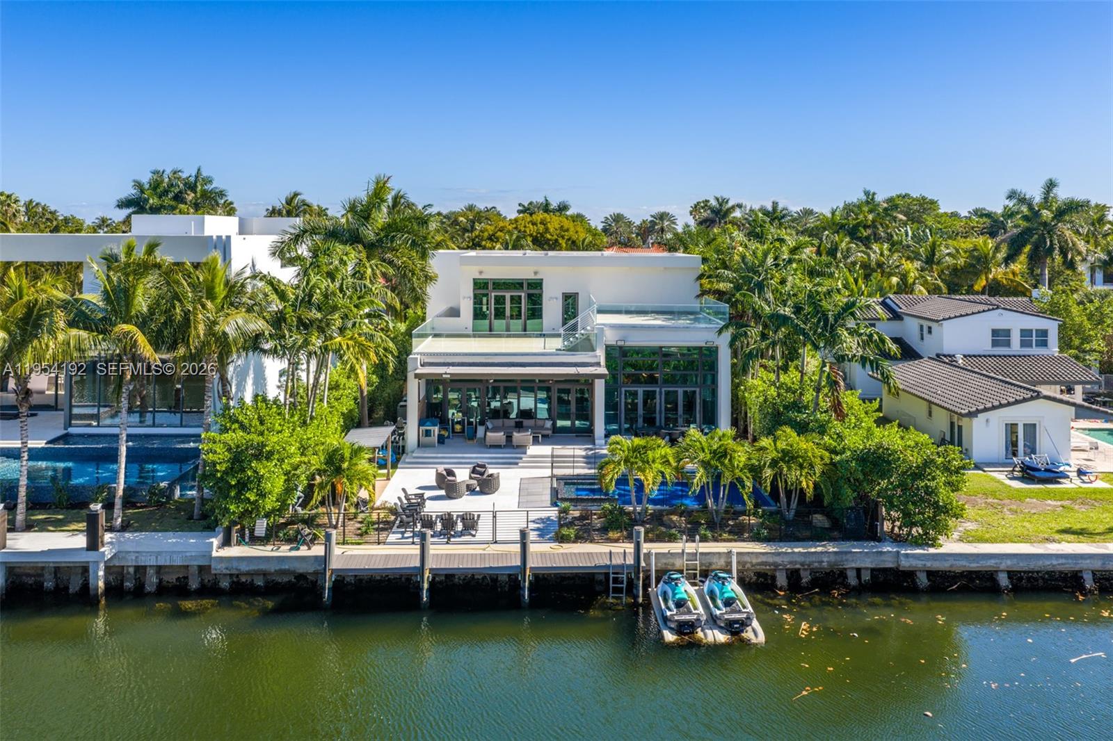 364 Golden Bch Dr Golden Beach, FL 33160