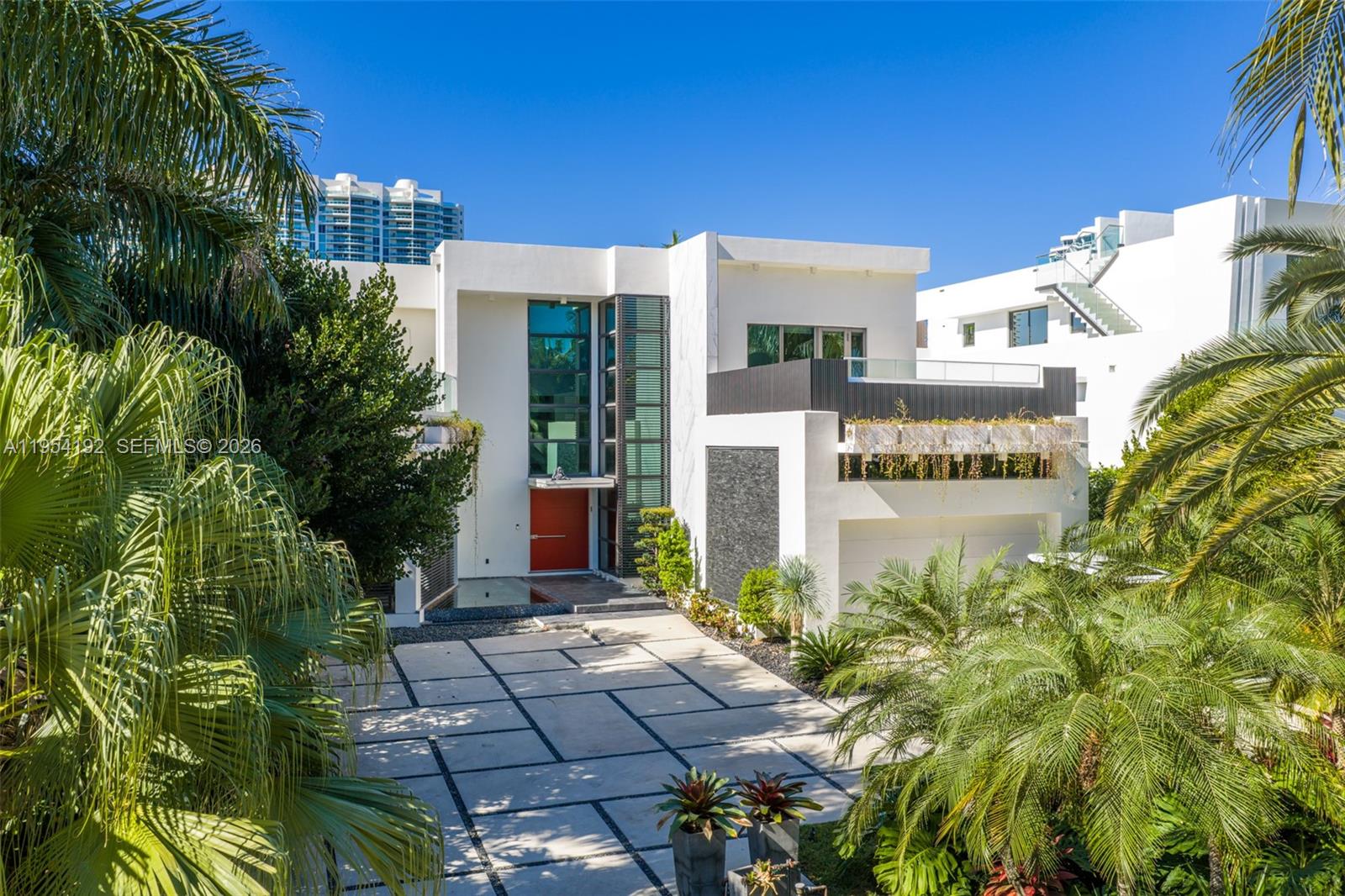 364 Golden Bch Dr Golden Beach, FL 33160