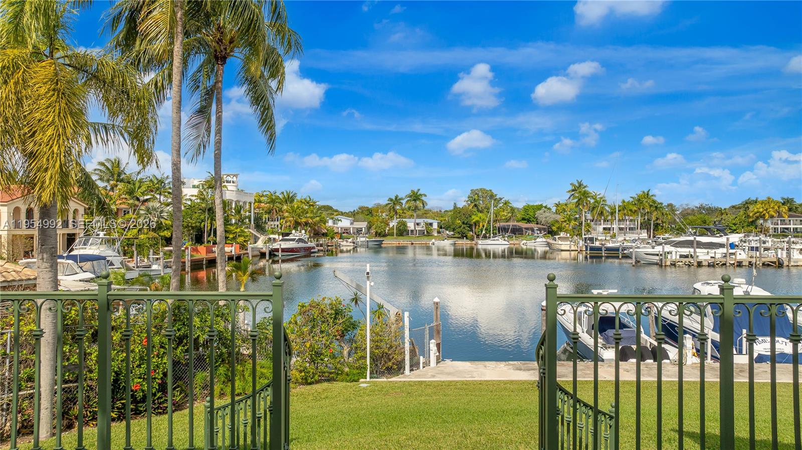 6275 Dolphin Dr Coral Gables, FL 33158