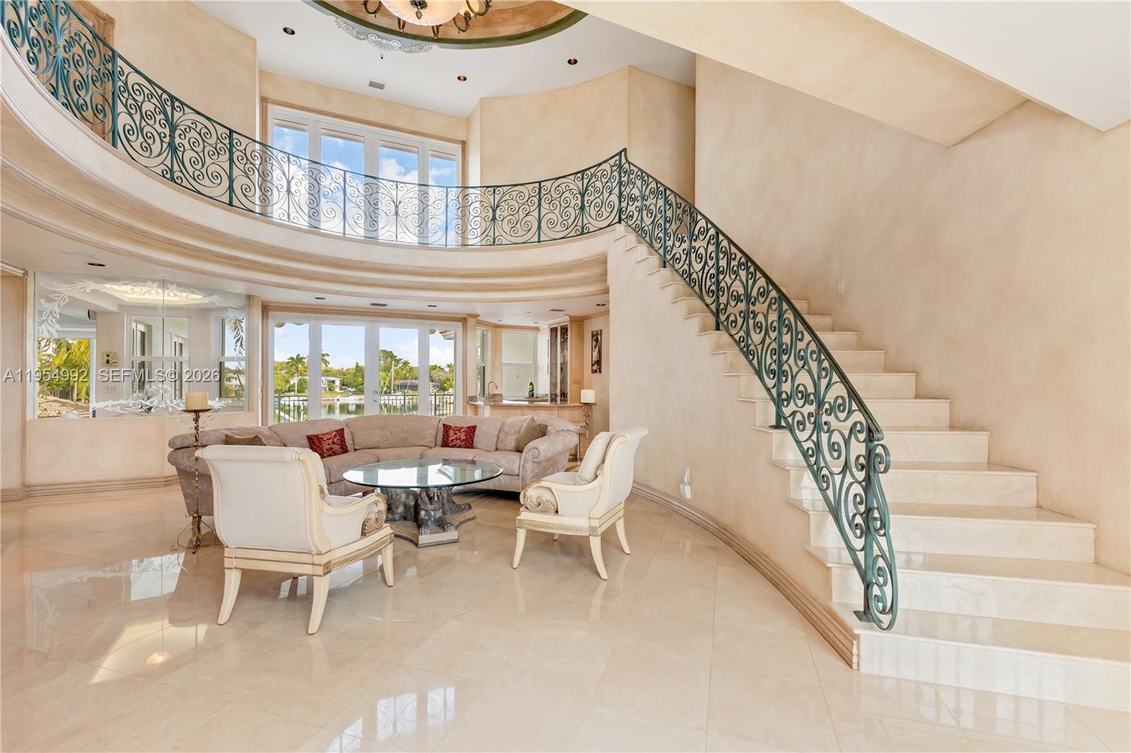 6275 Dolphin Dr Coral Gables, FL 33158