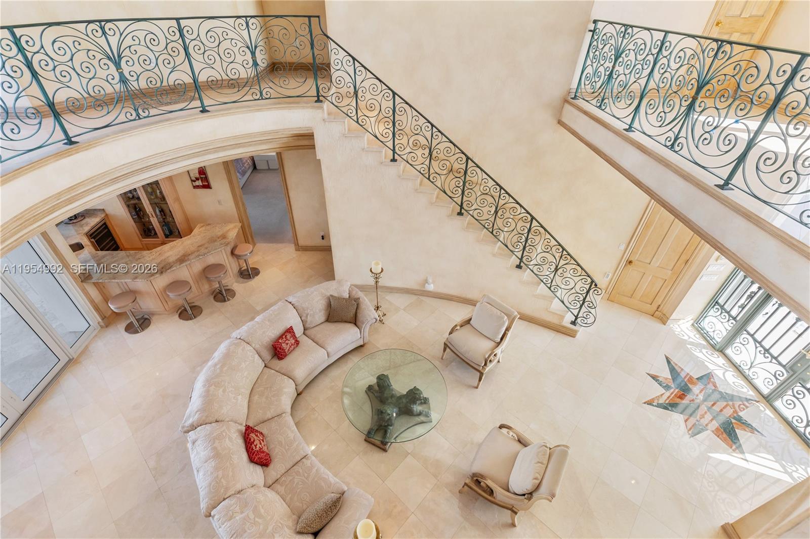 6275 Dolphin Dr Coral Gables, FL 33158