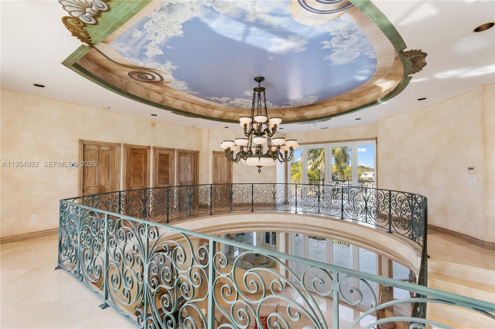 6275 Dolphin Dr Coral Gables, FL 33158