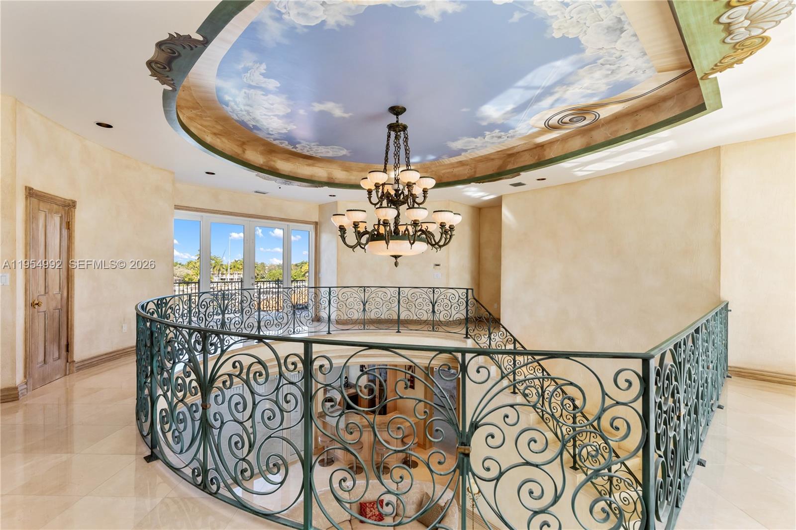 6275 Dolphin Dr Coral Gables, FL 33158