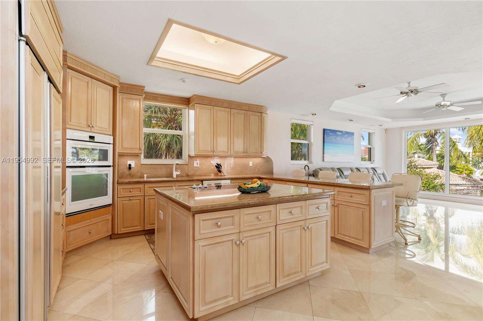 6275 Dolphin Dr Coral Gables, FL 33158