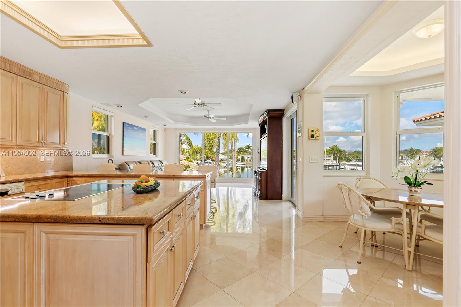 6275 Dolphin Dr Coral Gables, FL 33158