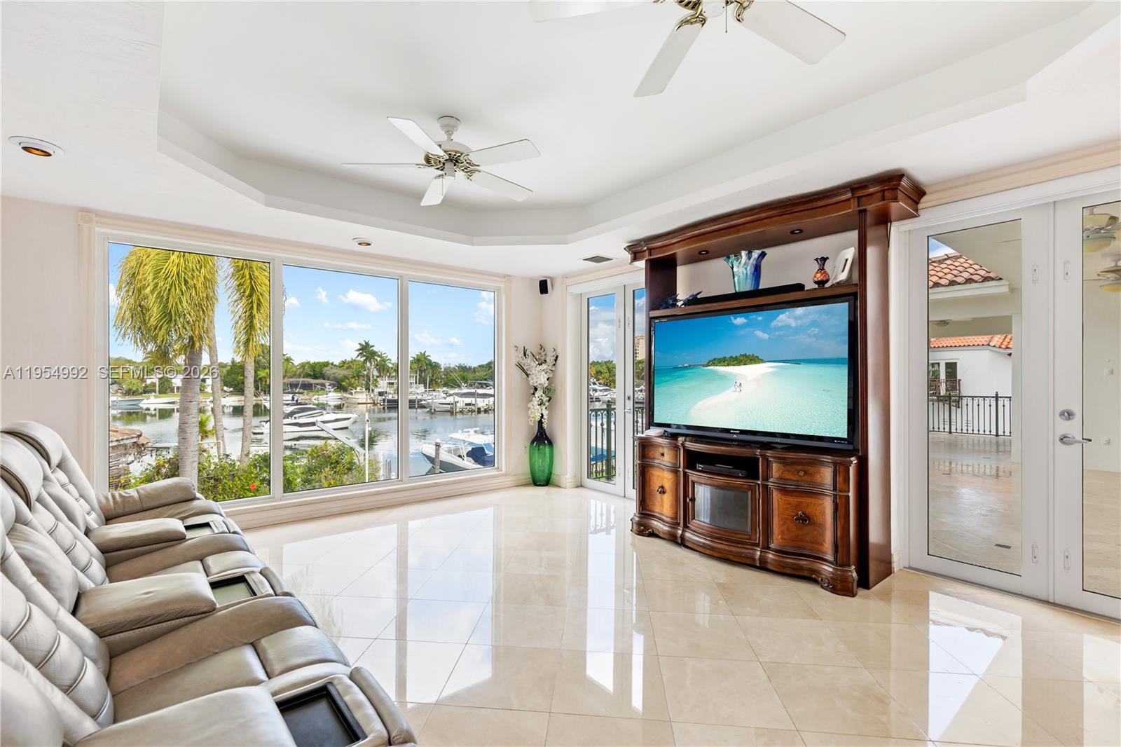 6275 Dolphin Dr Coral Gables, FL 33158