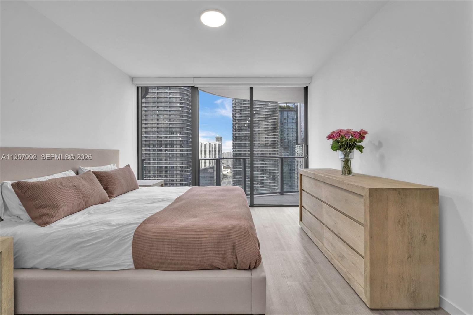 image Brickell Flatiron14