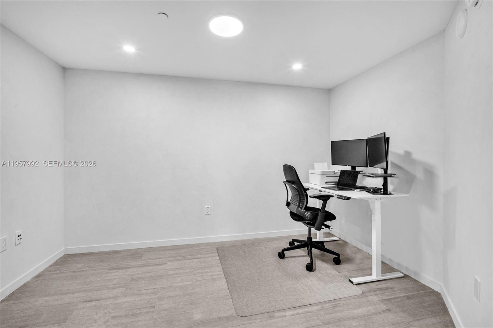 image Brickell Flatiron35