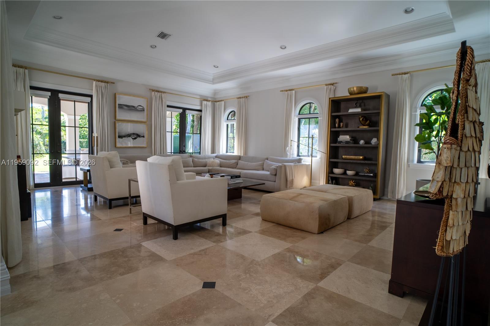 6450 SW 126th St Rd Pinecrest, FL 33156