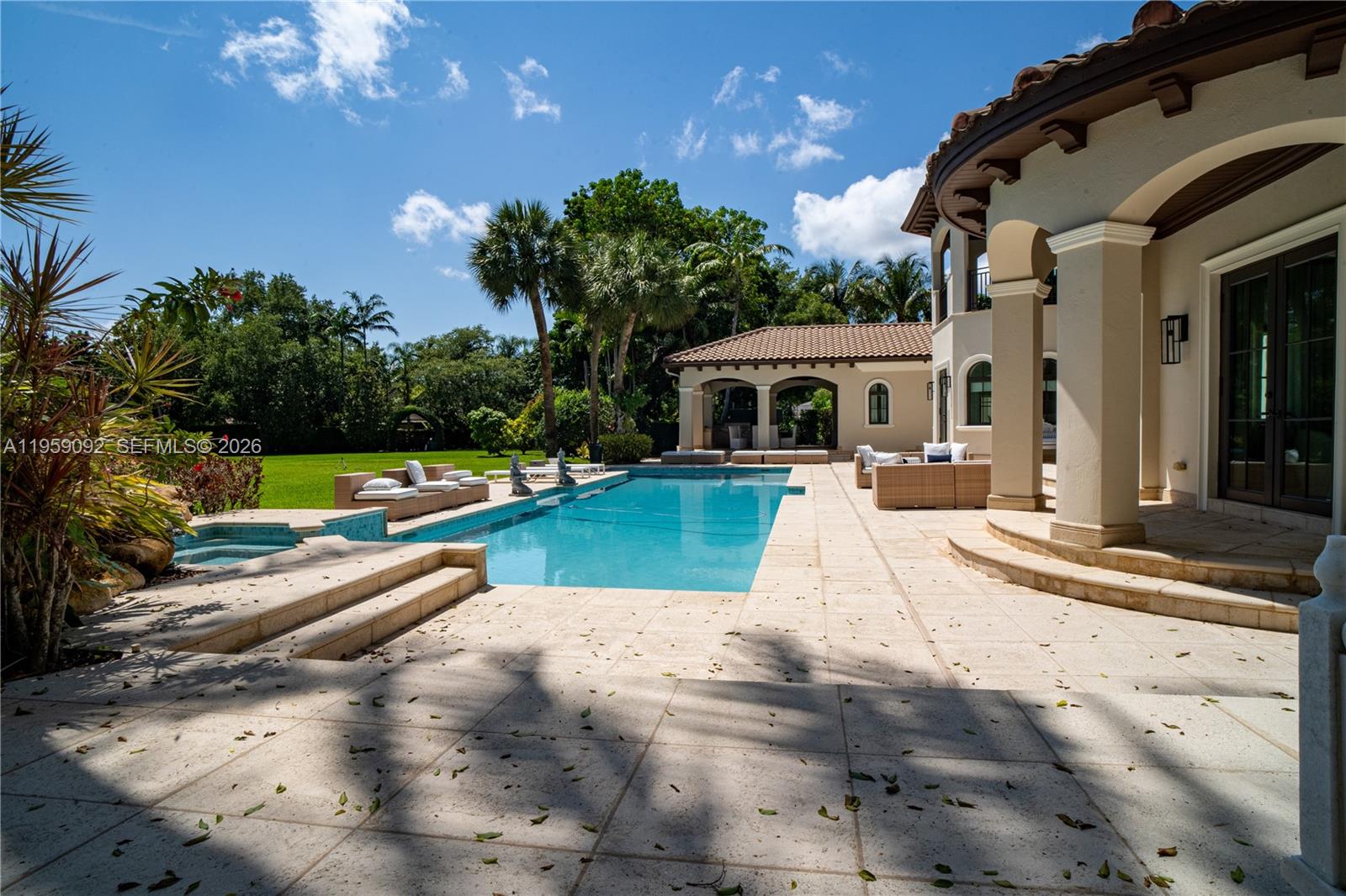 6450 SW 126th St Rd Pinecrest, FL 33156