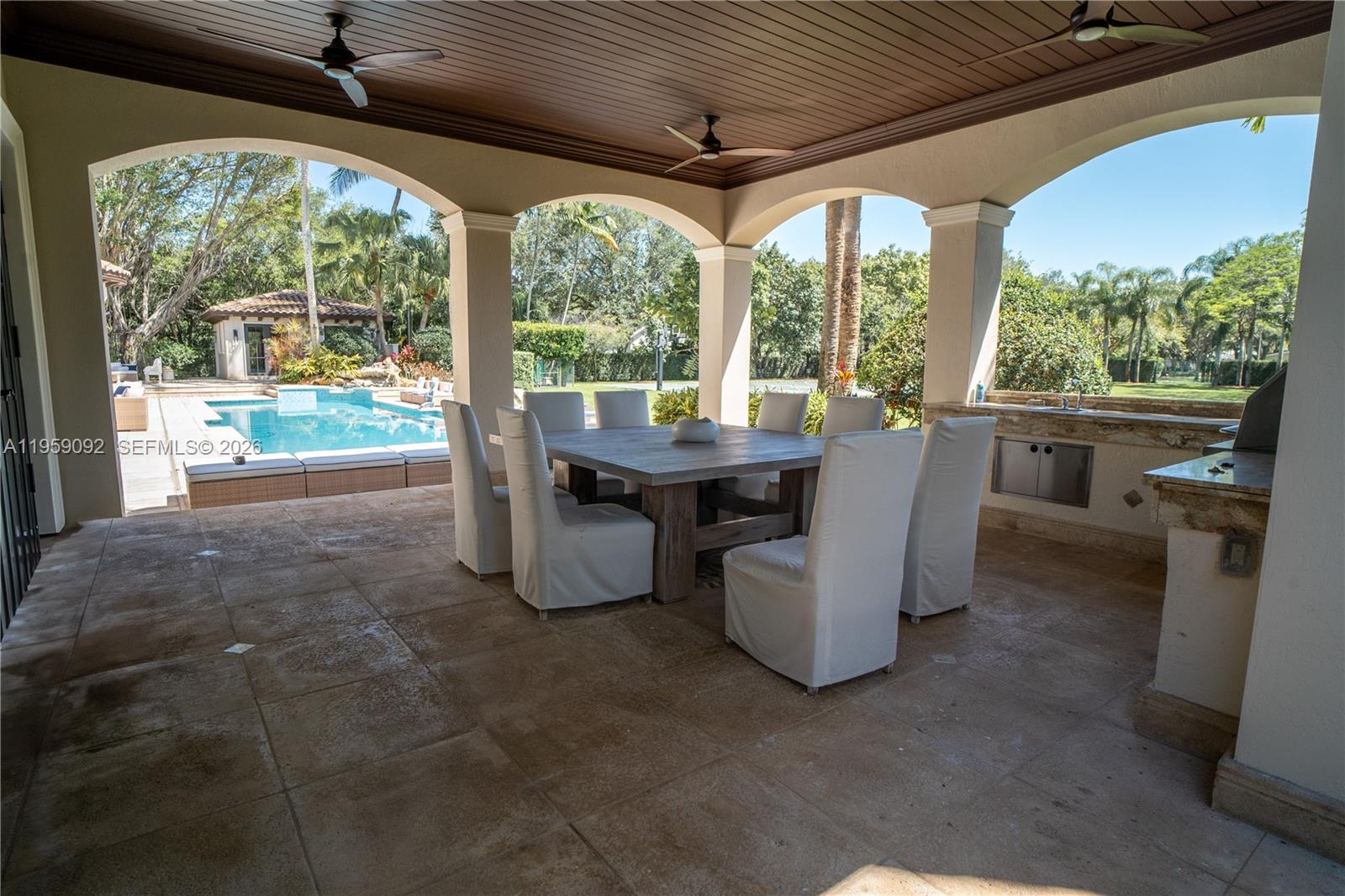 6450 SW 126th St Rd Pinecrest, FL 33156