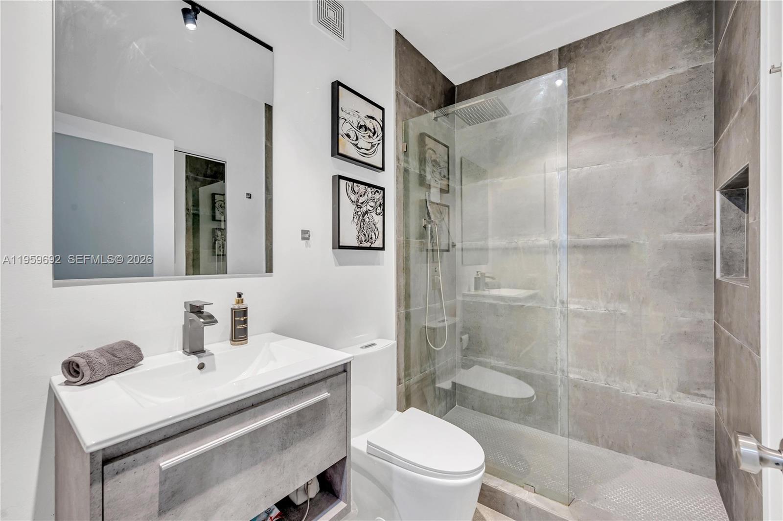 image Brickell Key Two15