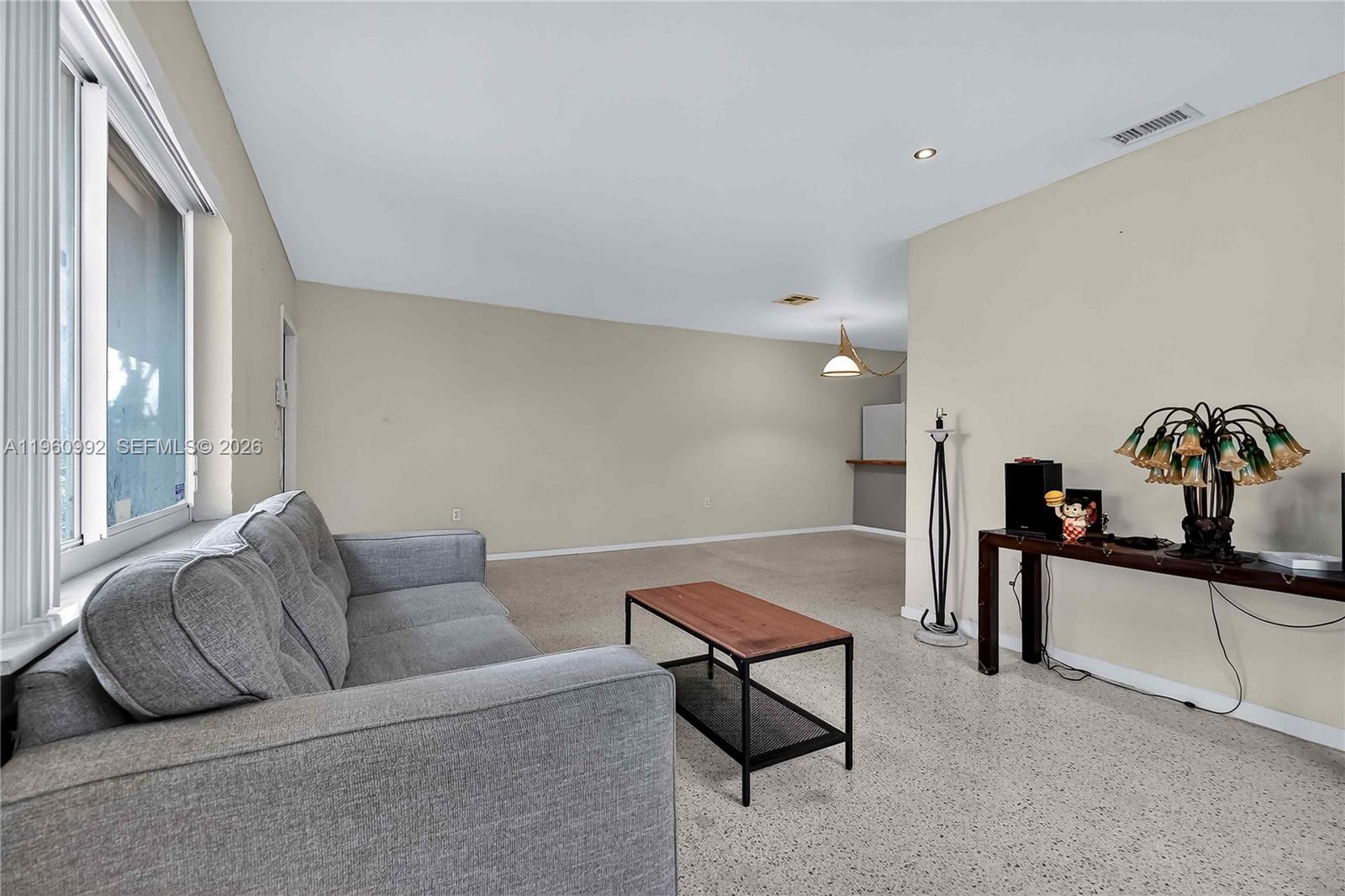 8640 NE 2nd Ave El Portal, FL 33138