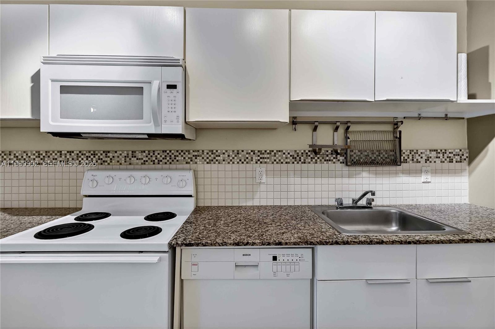 8640 NE 2nd Ave El Portal, FL 33138