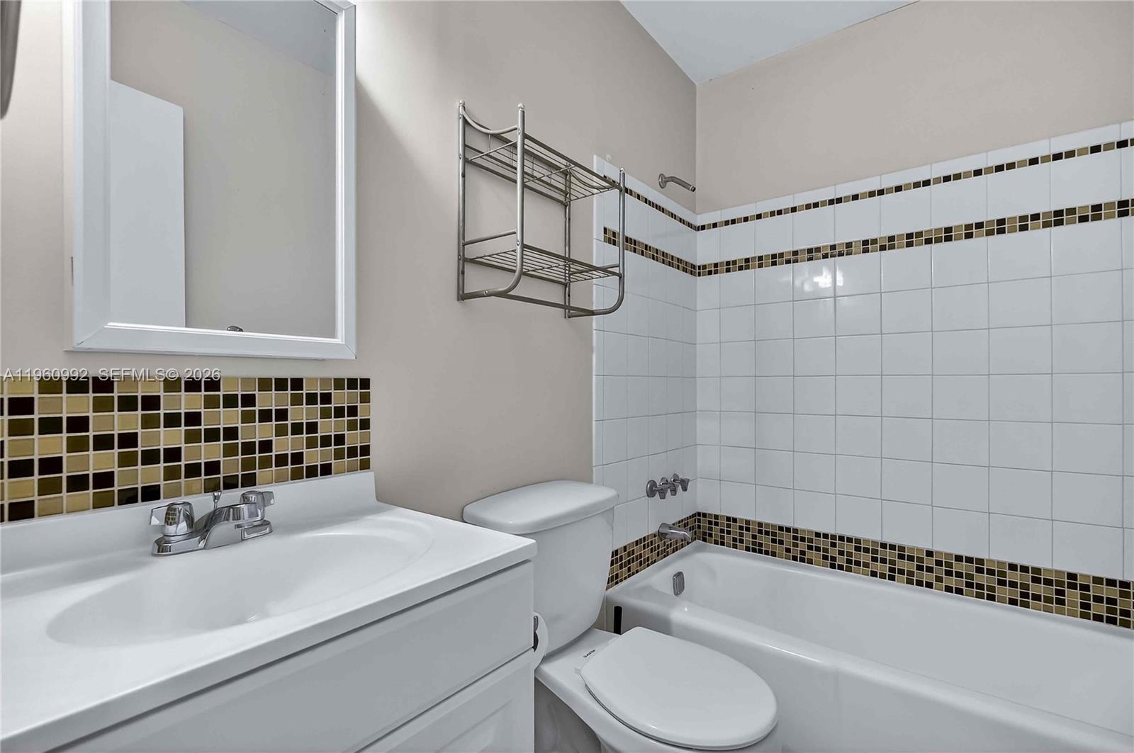 8640 NE 2nd Ave El Portal, FL 33138