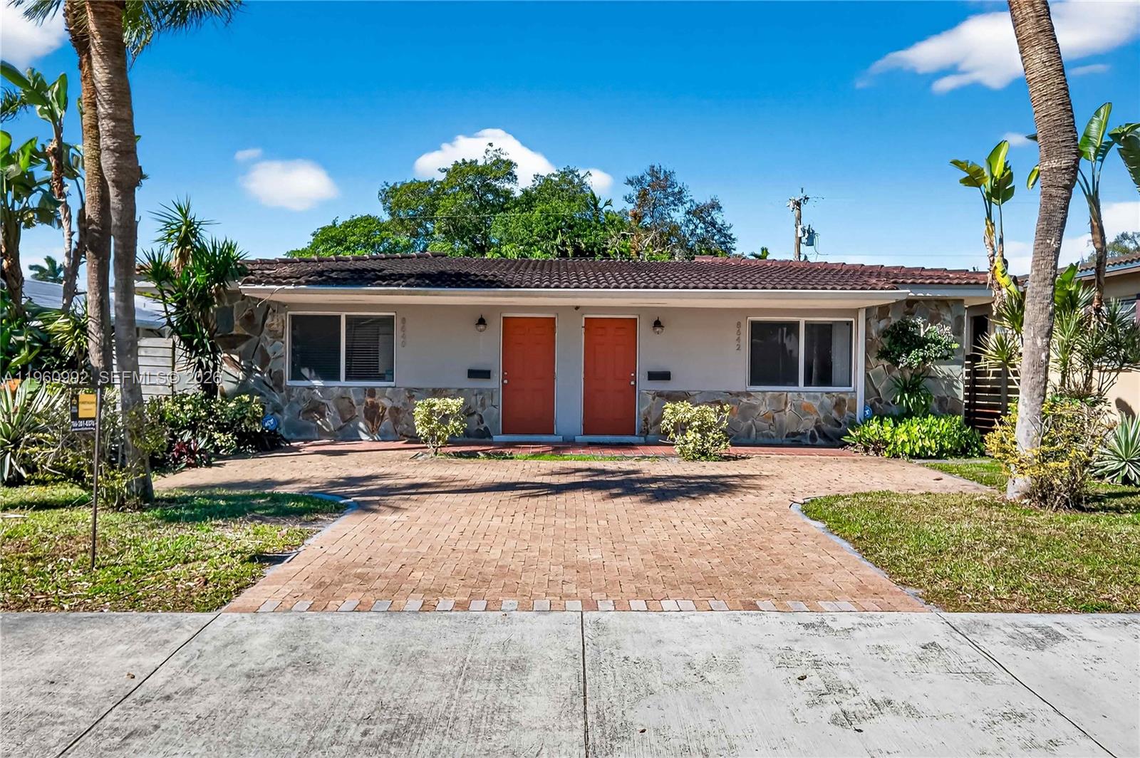 8640 NE 2nd Ave El Portal, FL 33138