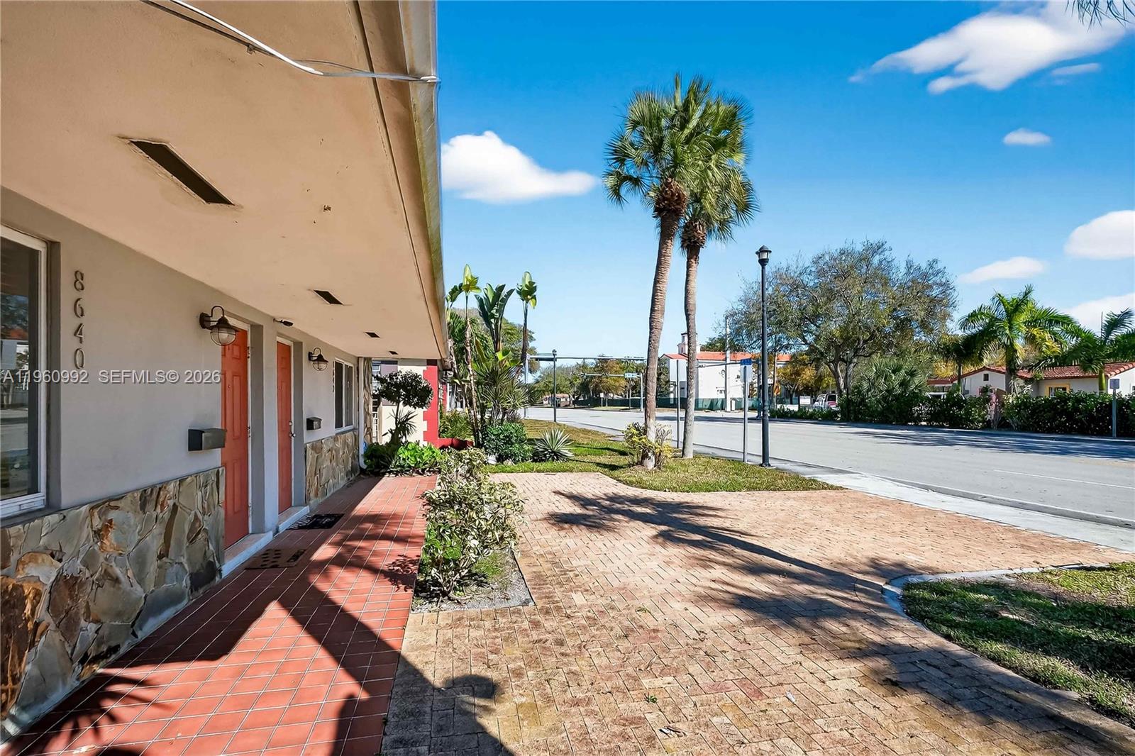 8640 NE 2nd Ave El Portal, FL 33138