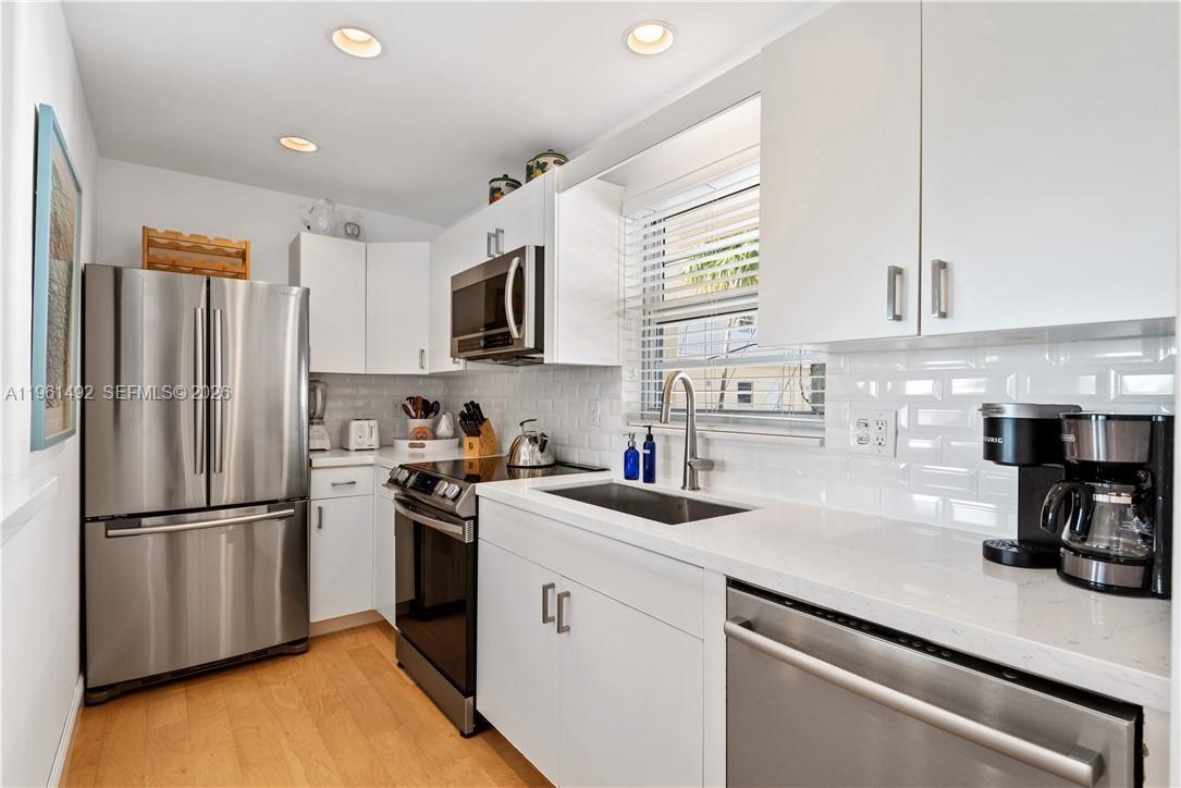 341 N Birch Rd #209 Fort Lauderdale, FL 33304