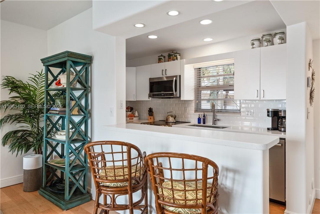 341 N Birch Rd #209 Fort Lauderdale, FL 33304