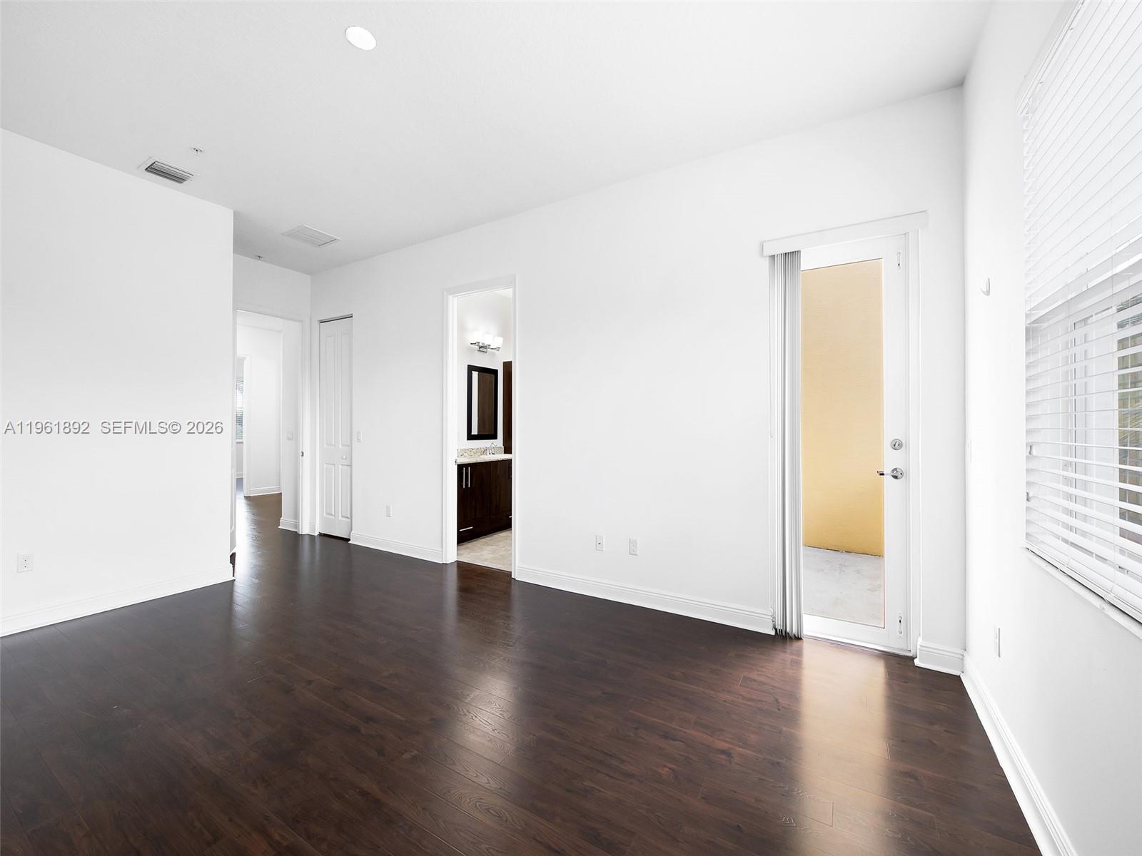 1732 NW 124th Pl Pembroke Pines, FL 33028