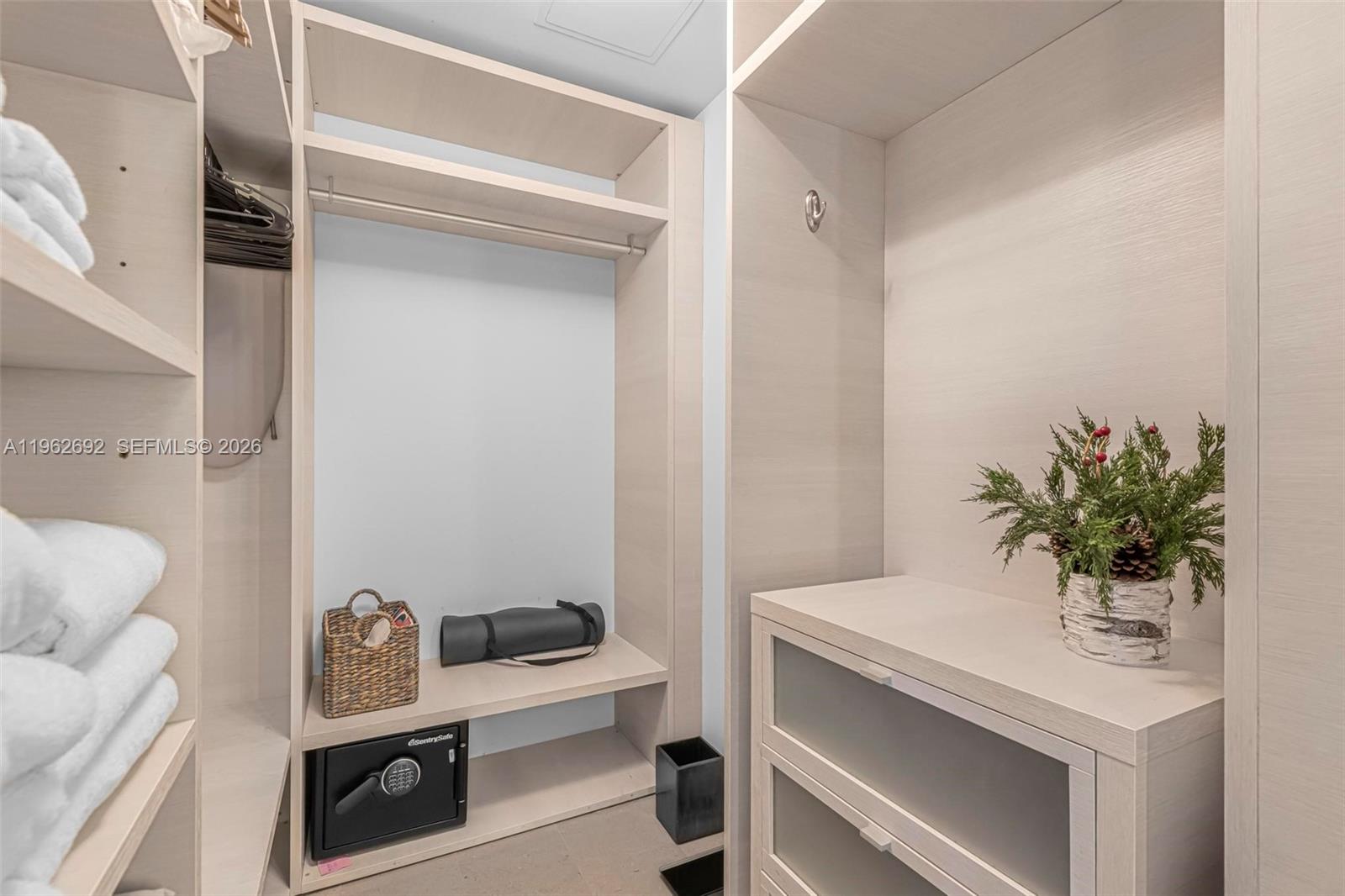 image Rise Brickell City Centre11