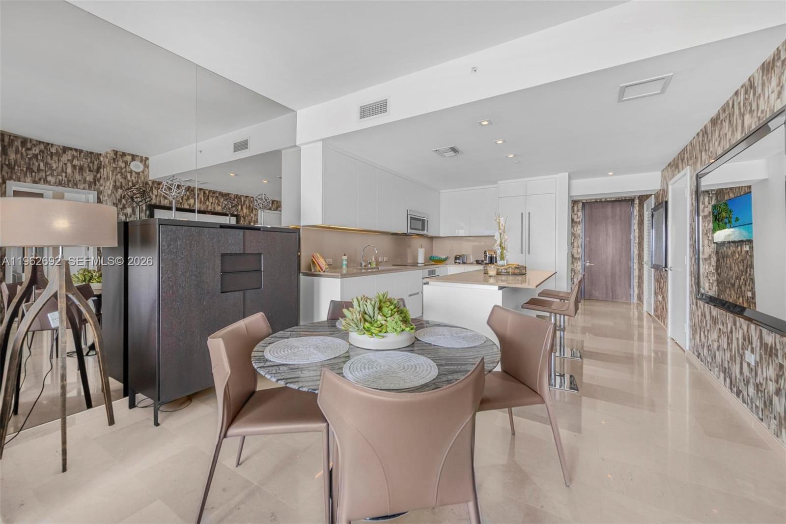 image Rise Brickell City Centre5