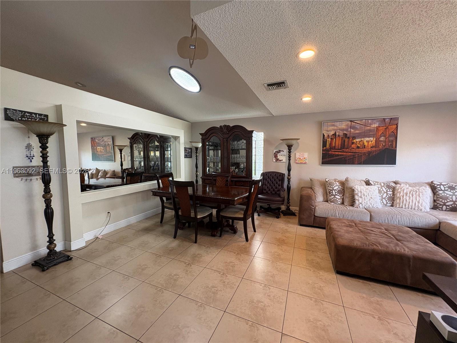 17912 SW 12th Ct Pembroke Pines, FL 33029