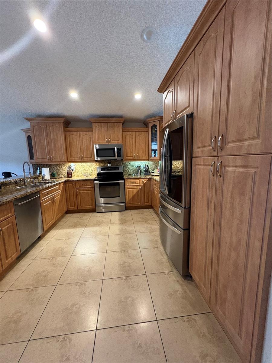 17912 SW 12th Ct Pembroke Pines, FL 33029