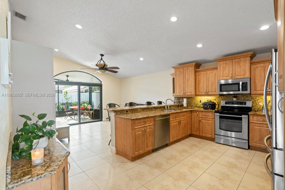 17912 SW 12th Ct Pembroke Pines, FL 33029