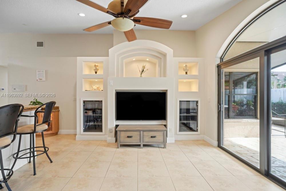 17912 SW 12th Ct Pembroke Pines, FL 33029