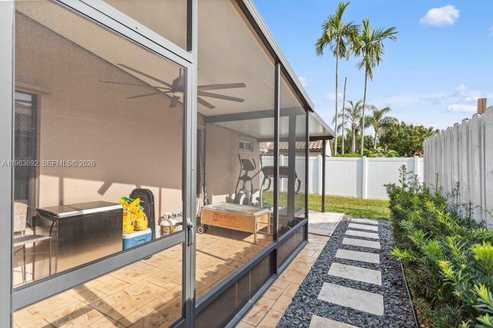 17912 SW 12th Ct Pembroke Pines, FL 33029