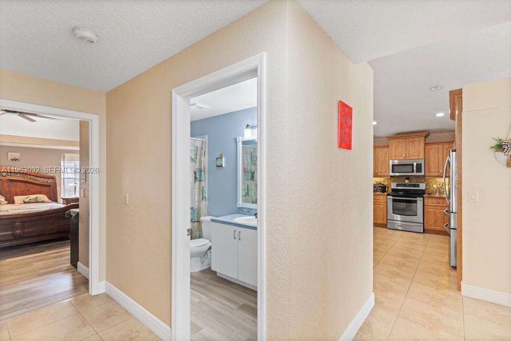 17912 SW 12th Ct Pembroke Pines, FL 33029