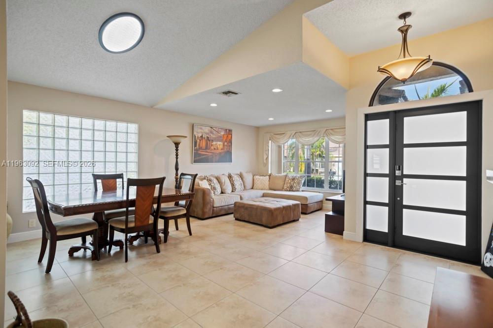 17912 SW 12th Ct Pembroke Pines, FL 33029