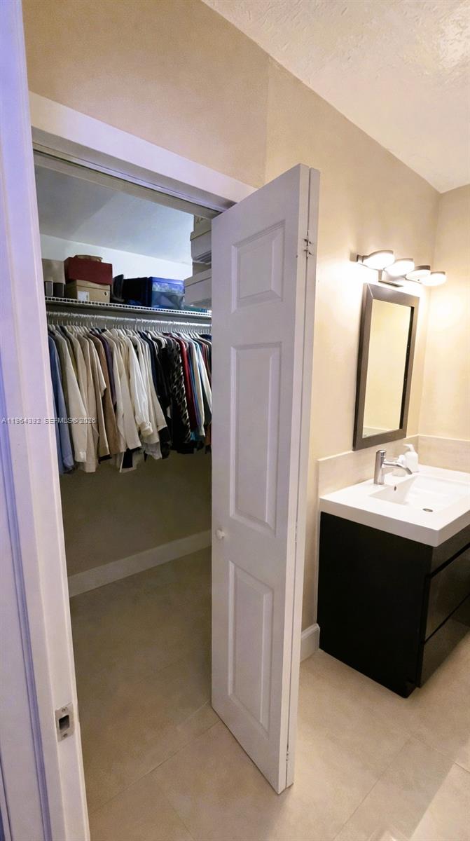 20600 SW 117th Ave Miami, FL 33177