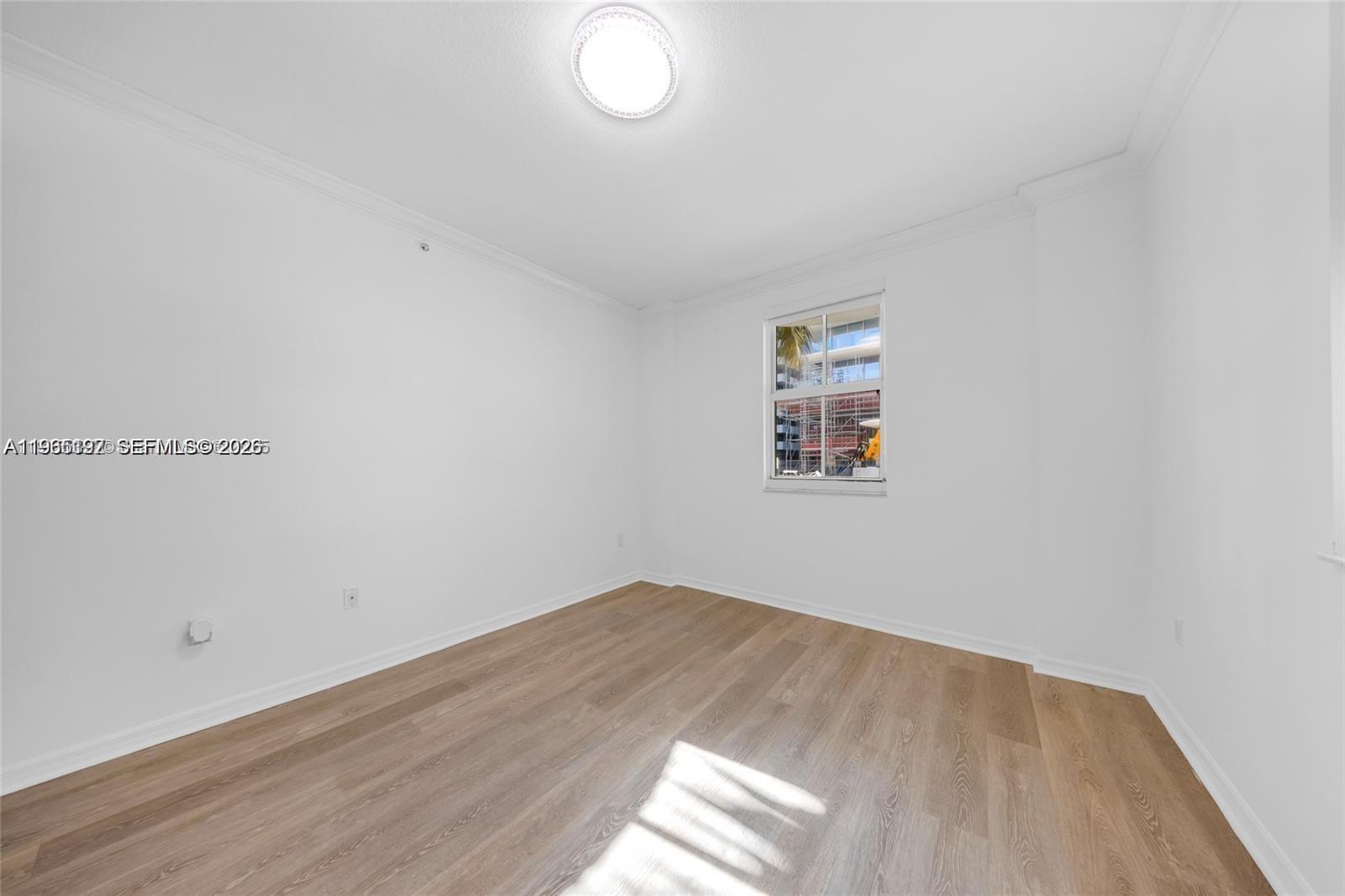 9172 Collins Ave #212 Surfside, FL 33154