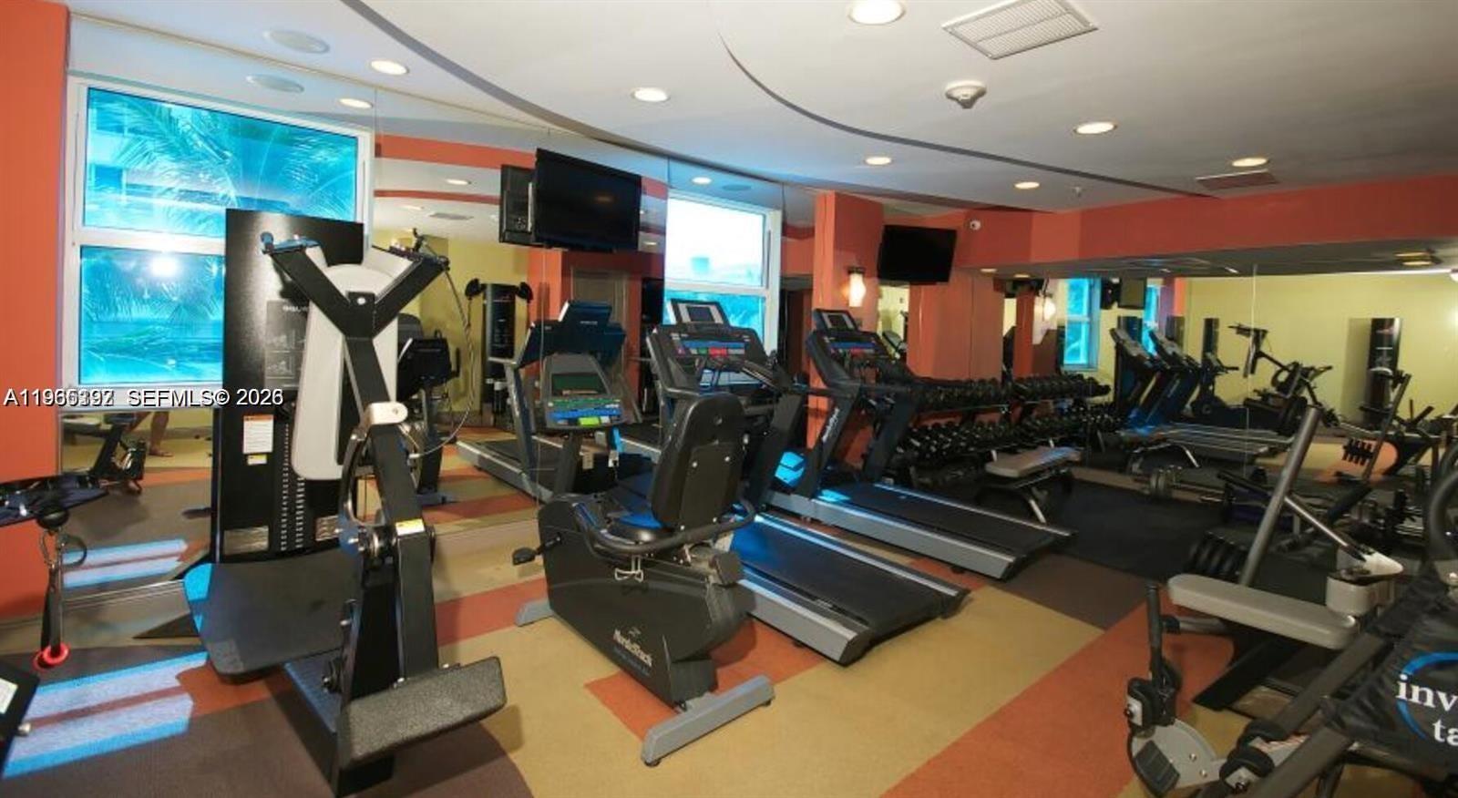 9172 Collins Ave #212 Surfside, FL 33154