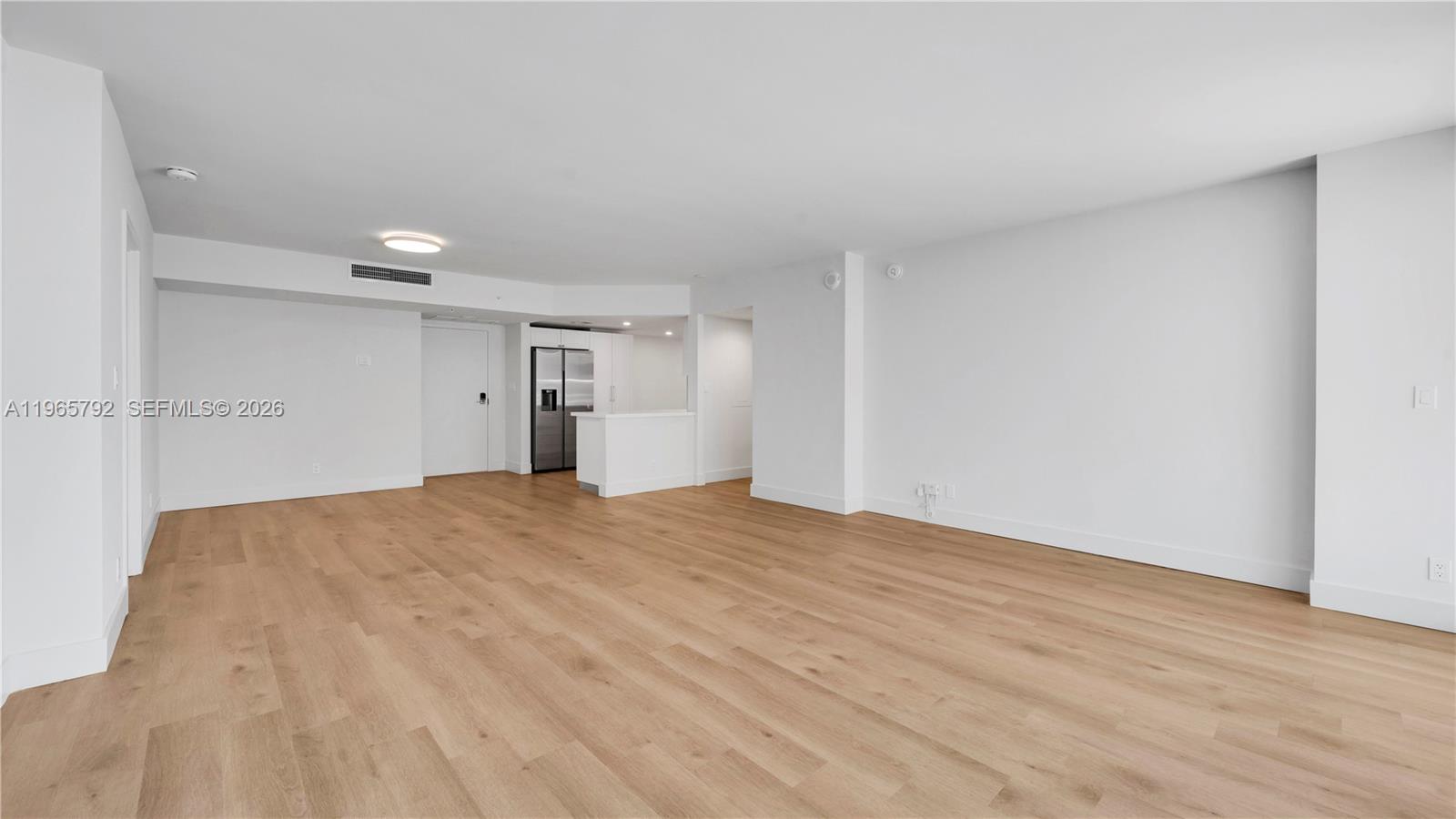 555 NE 34th St #2405 Miami, FL 33137