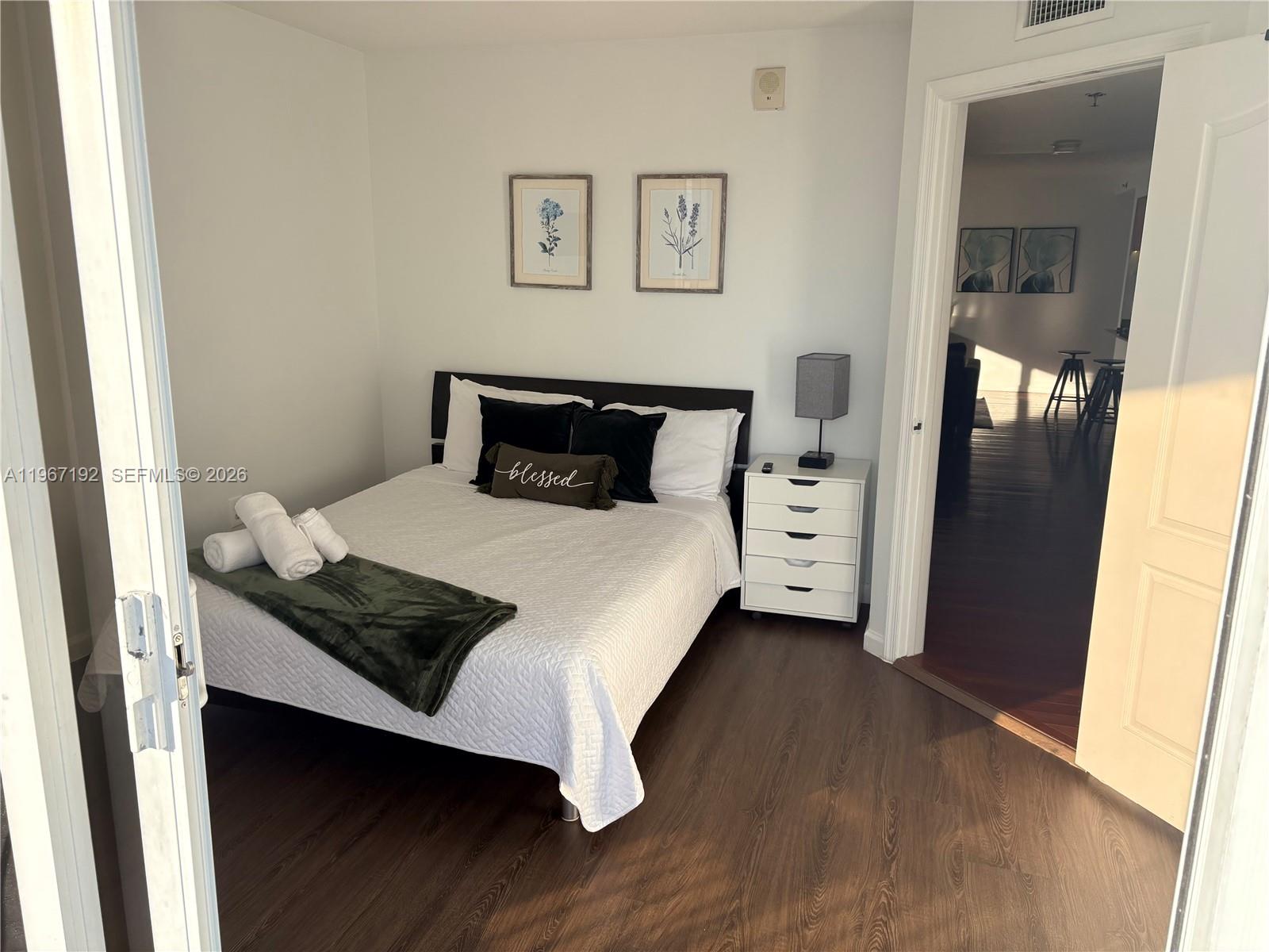 image The Club at Brickell Bay10