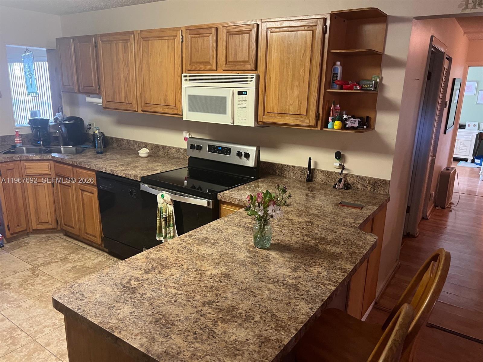 11520 NW 26th St Plantation, FL 33323