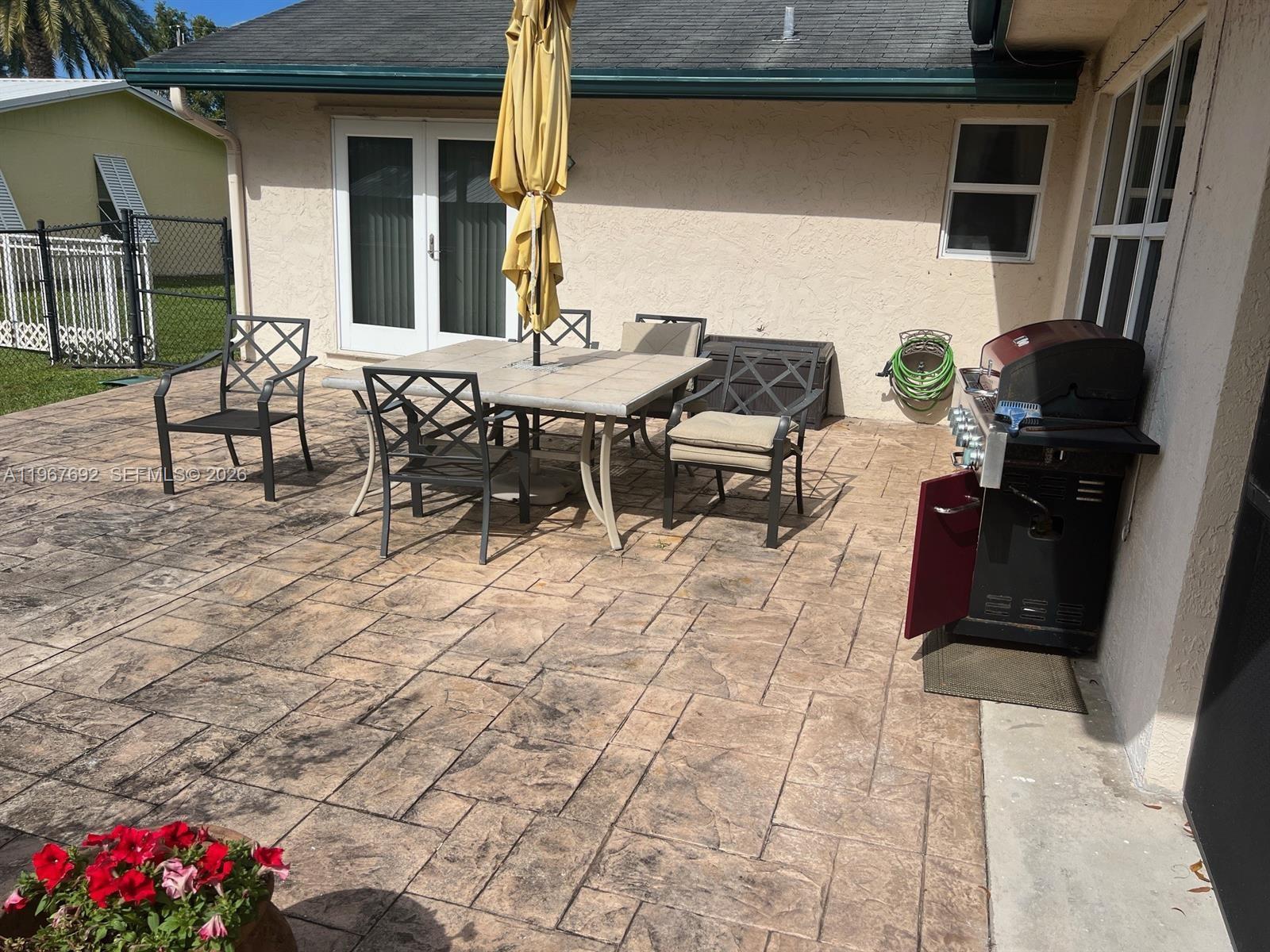 11520 NW 26th St Plantation, FL 33323