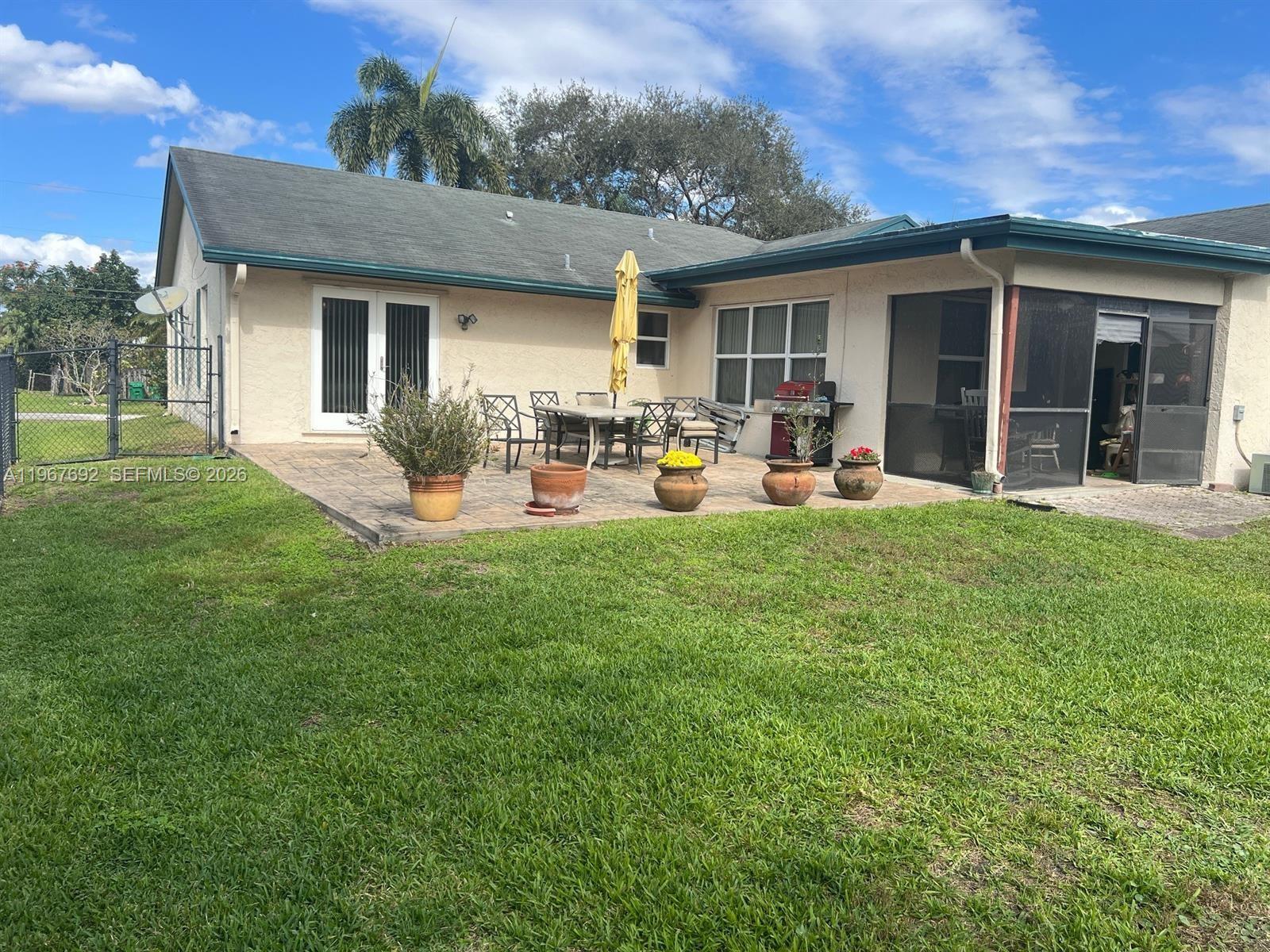 11520 NW 26th St Plantation, FL 33323