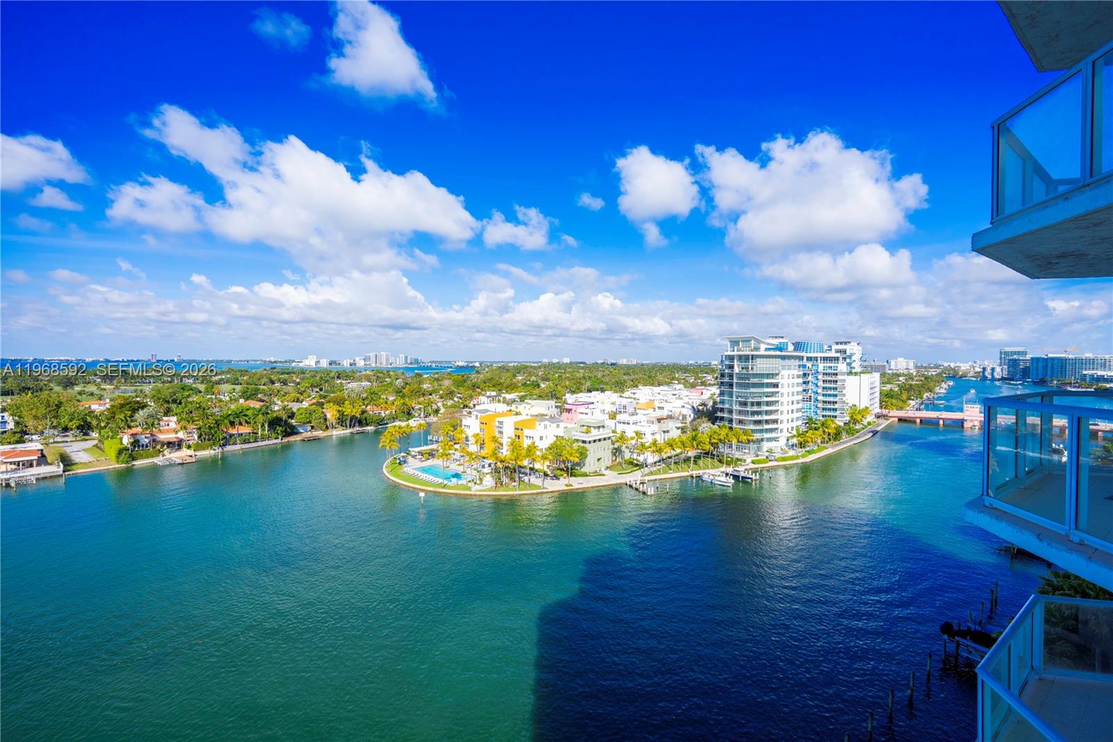 5900 Collins Ave #1401 Miami Beach, FL 33140