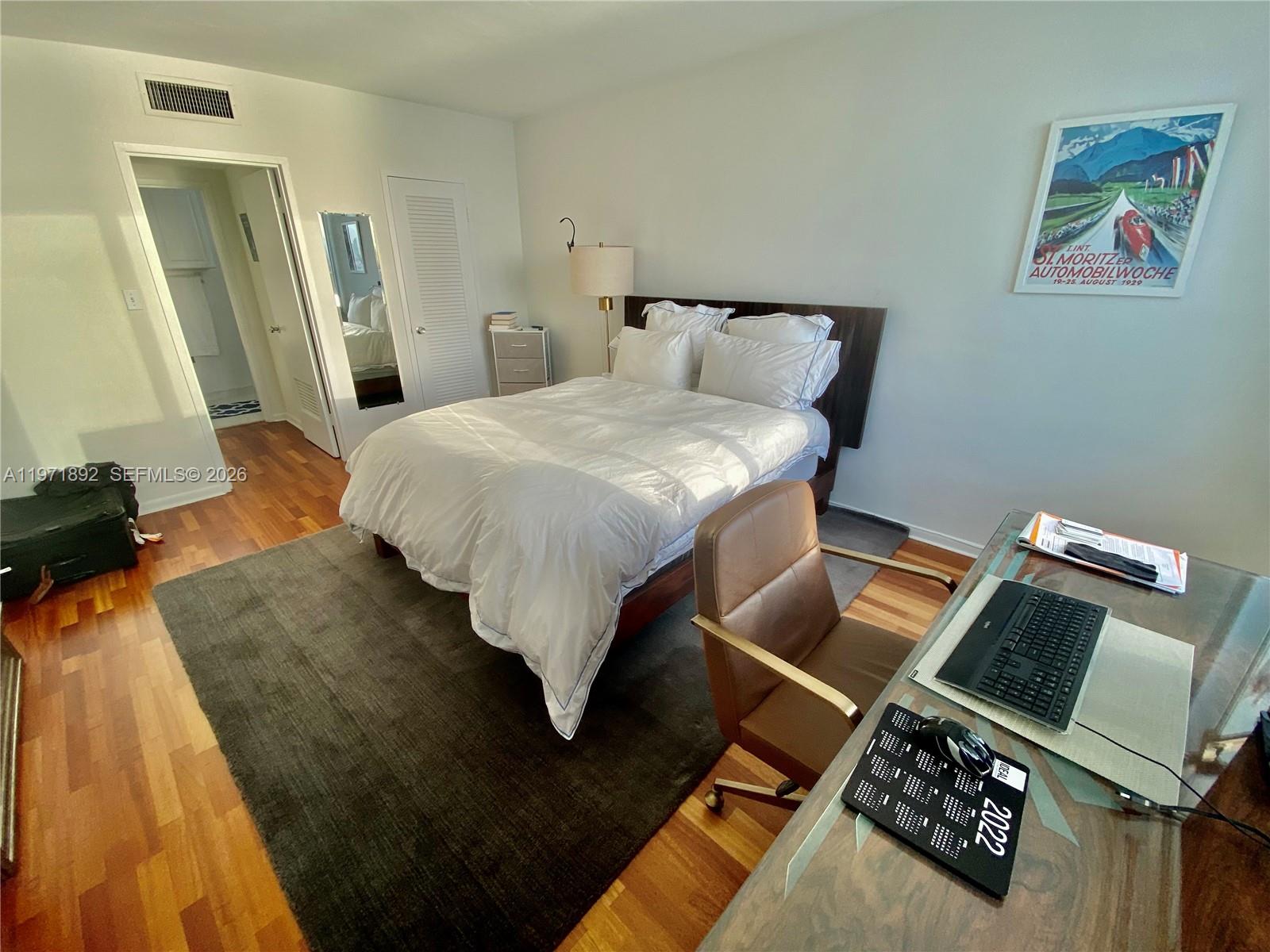 image Mirador 1000 (South Tower)13