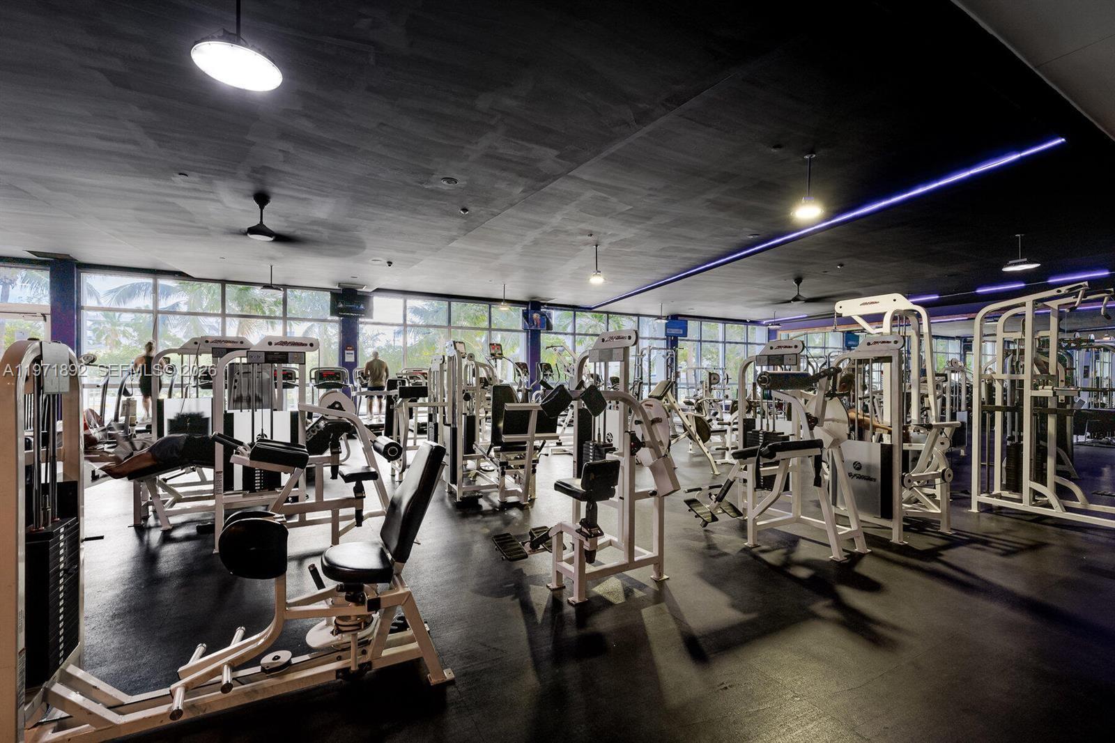 image Mirador 1000 (South Tower)28