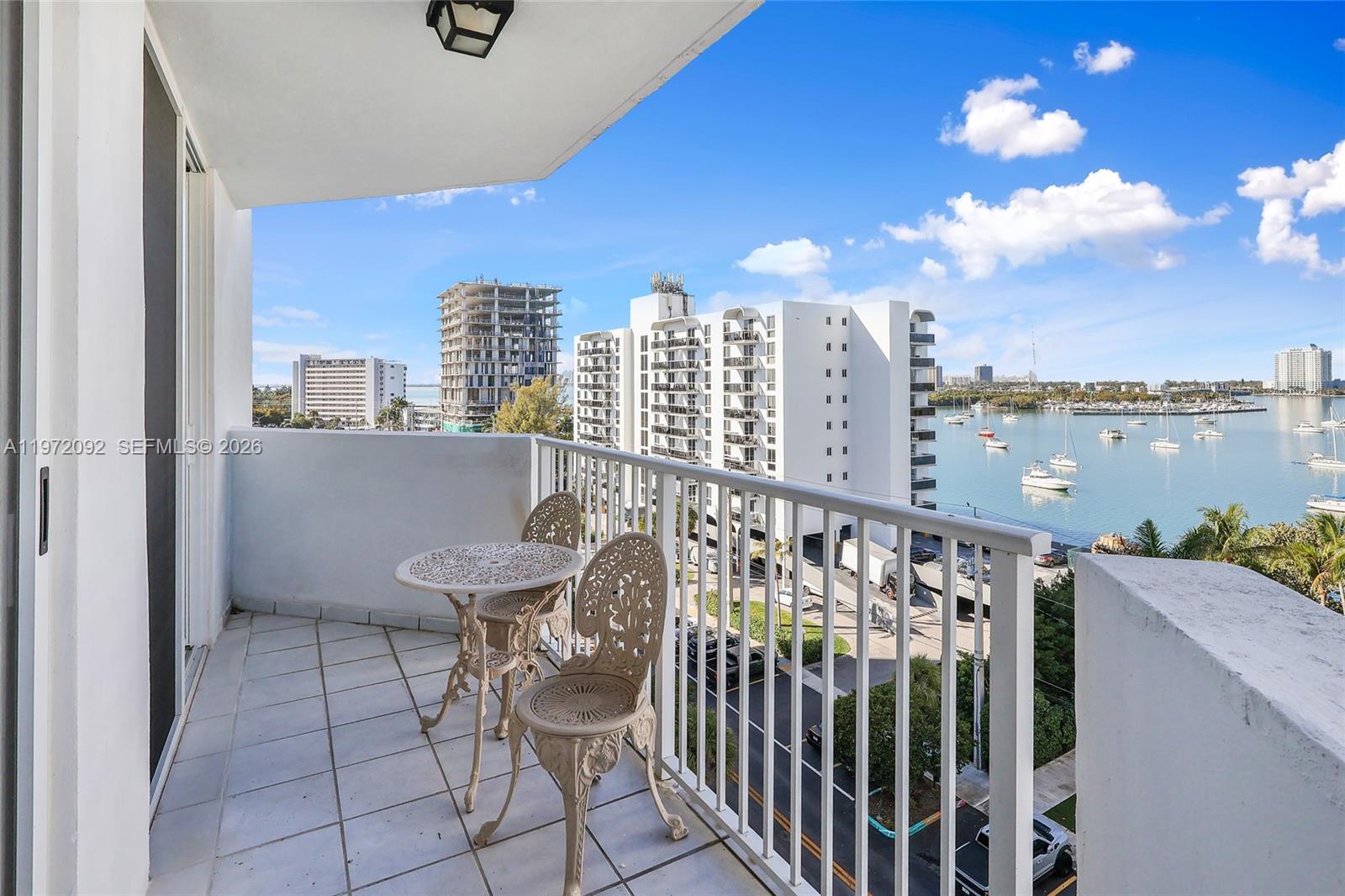 7933 West Dr #819 North Bay Village, FL 33141