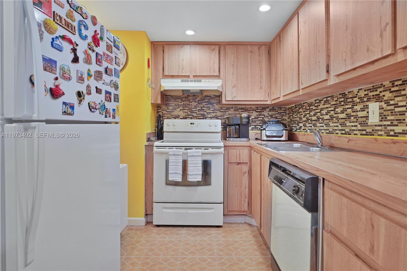 780 NE 69th St #2404 Miami, FL 33138