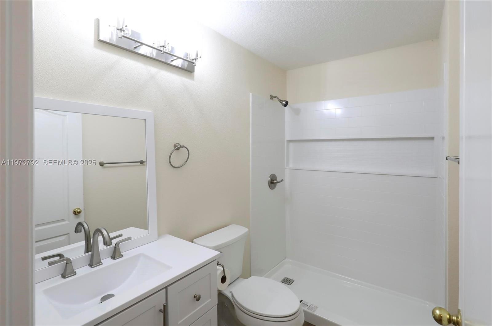 18105 Lembrecht Way Tampa, FL 33647